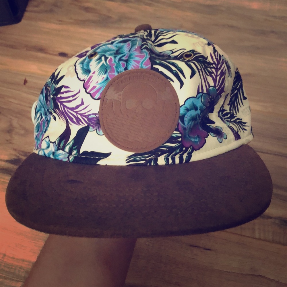 Neff paradise cap/hat. Worn once